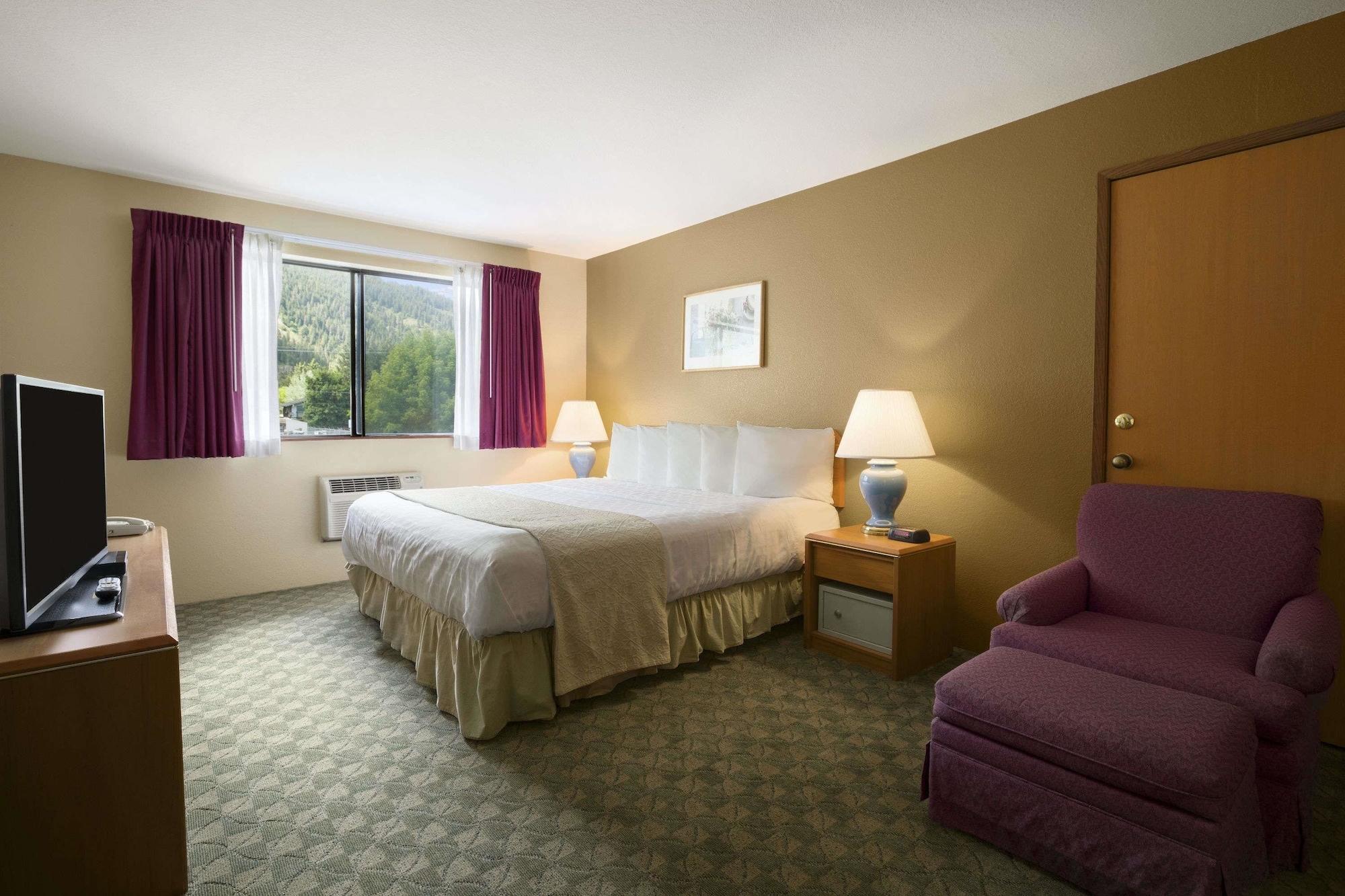 ฮาวเวิร์ด จอห์นสัน บาย วินด์แฮม ลีเวนเวิร์ธ Hotel เลเวนเวิร์ท ภายนอก รูปภาพ