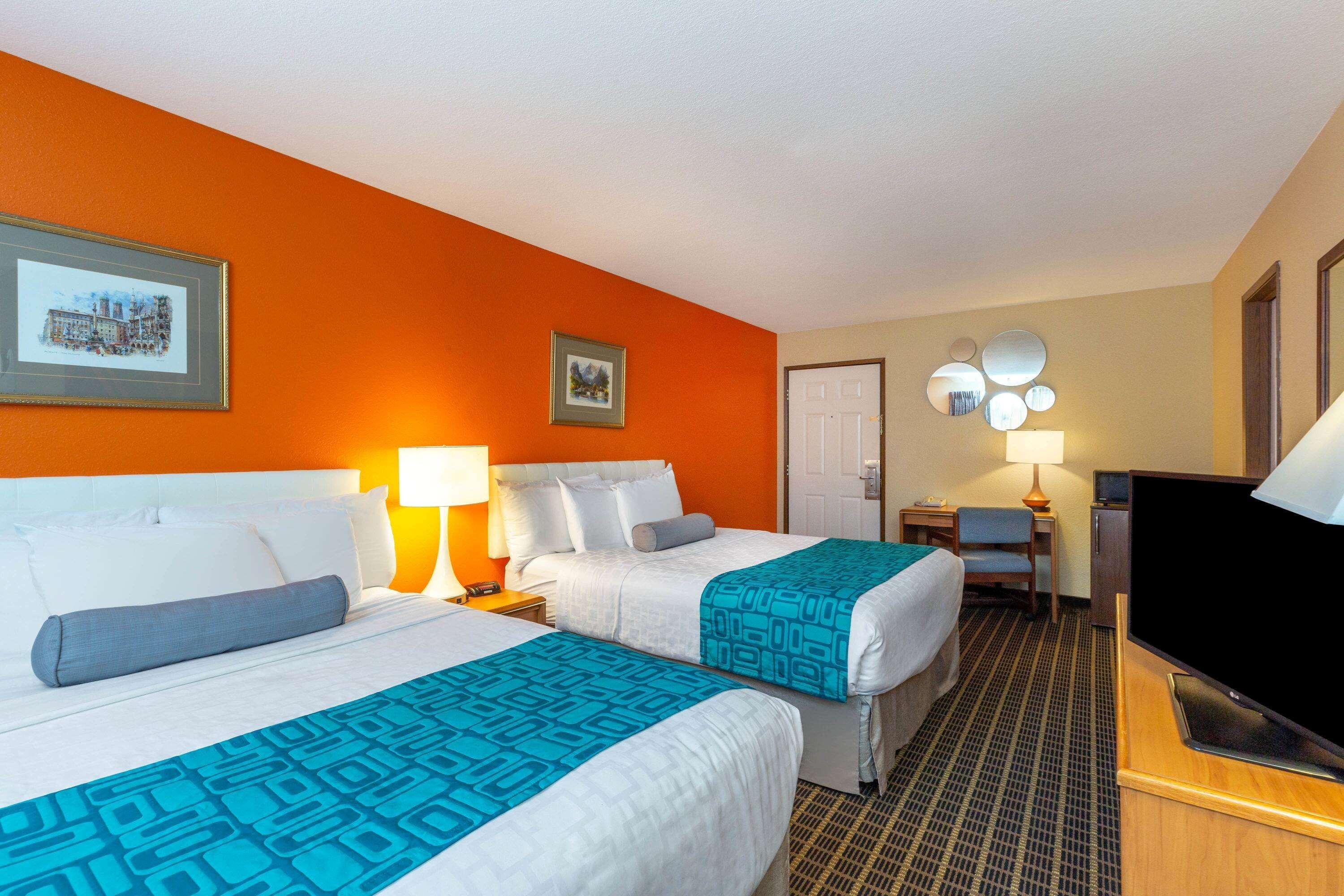 ฮาวเวิร์ด จอห์นสัน บาย วินด์แฮม ลีเวนเวิร์ธ Hotel เลเวนเวิร์ท ภายนอก รูปภาพ